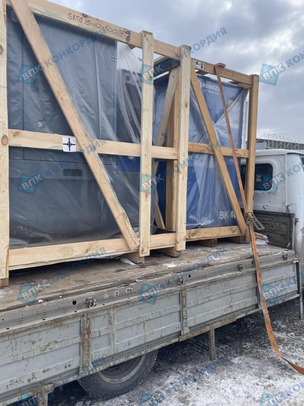 Отгрузка винтового компрессора Remeza ВК40-10 и винтового компрессора ZAMMER SKTG15-10-500/O в г. Красноярск Отгрузка винтового компрессора Remeza ВК40-10 и винтового компрессора ZAMMER SKTG15-10-500/O в г. Красноярск